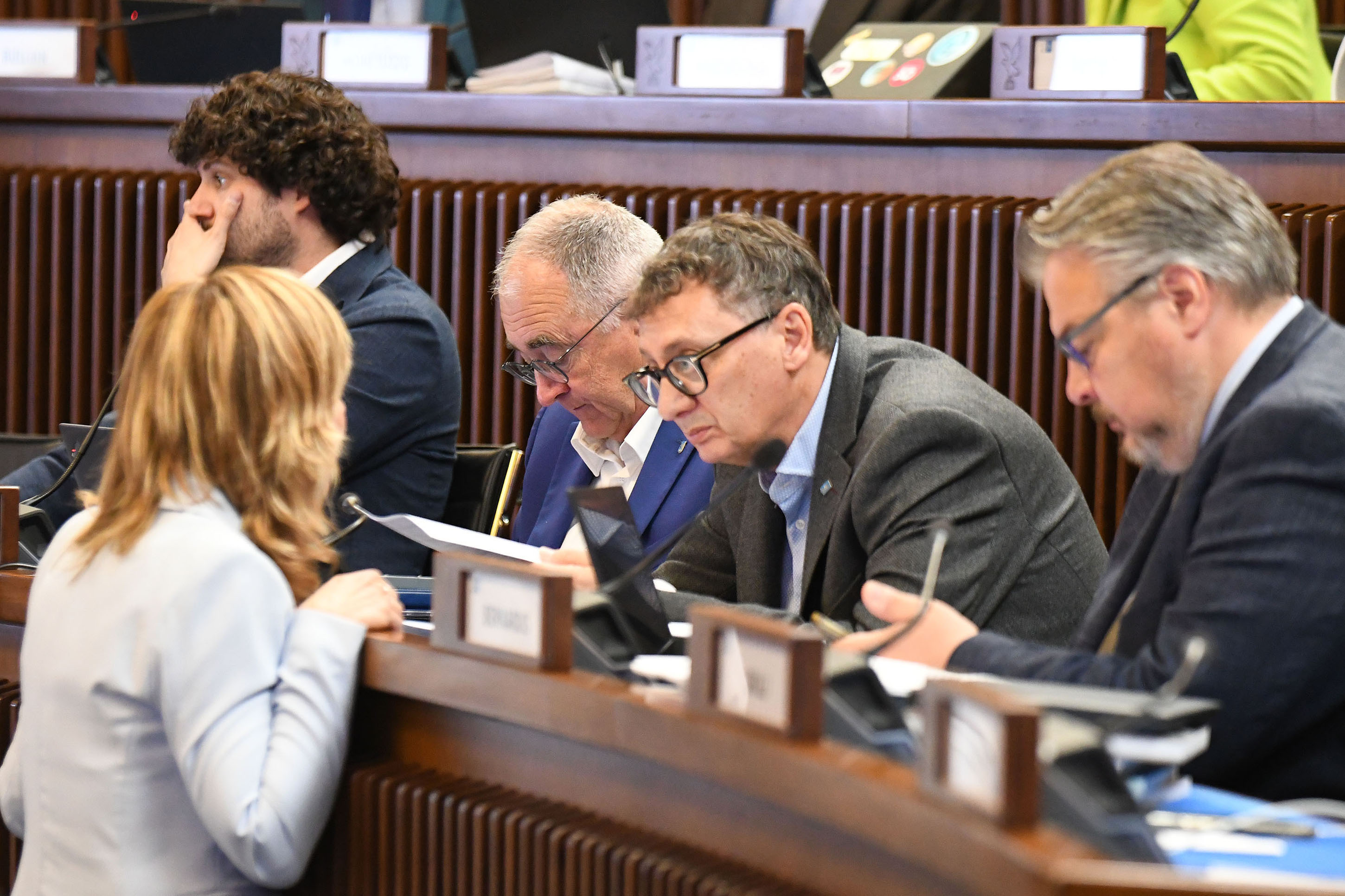 OMNIBUS/4. AULA APPROVA A MAGGIORANZA CAPO I SU NORME FINANZIARIE